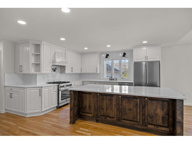 Photo of 1 Sweetbriar Ct