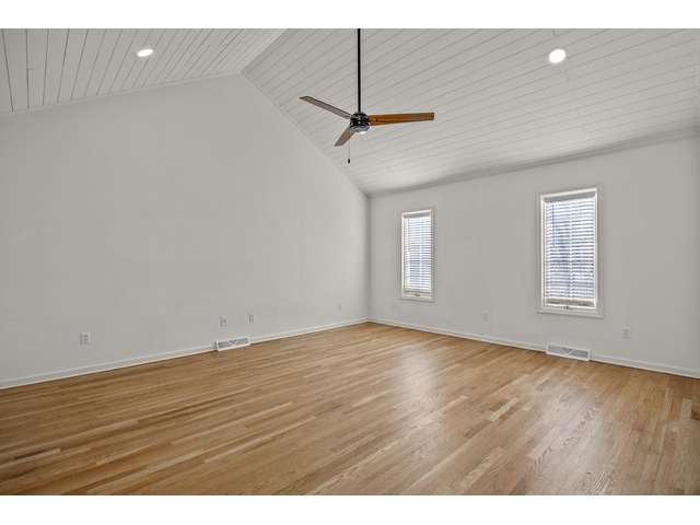 Photo of 1 Sweetbriar Ct