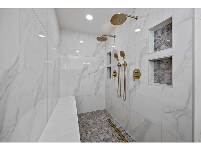 Photo of 1 Sweetbriar Ct