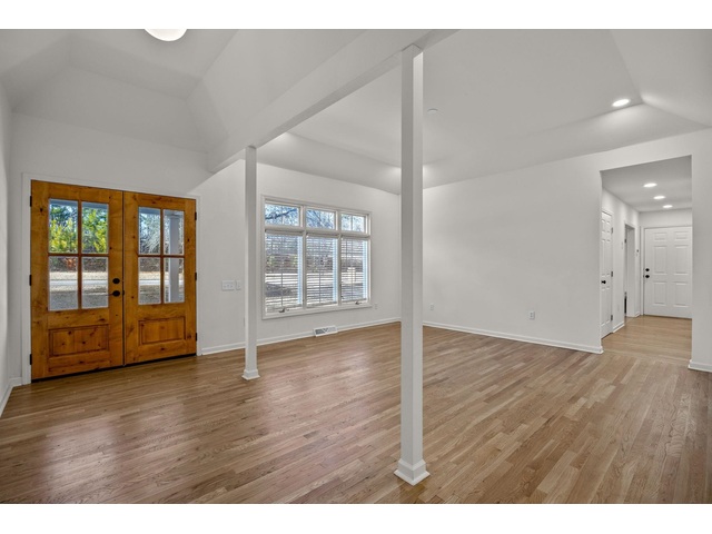 Photo of 1 Sweetbriar Ct