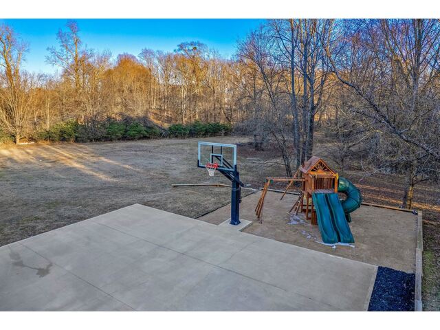 Photo of 1 Sweetbriar Ct