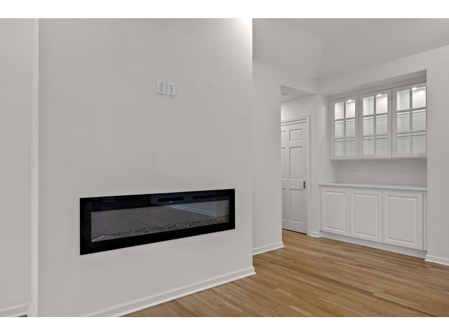 Photo of 1 Sweetbriar Ct