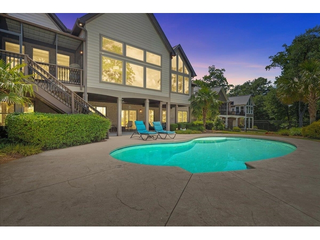 Photo of 135 Neal Pointe Drive Photo of 135 Neal Pointe Drive