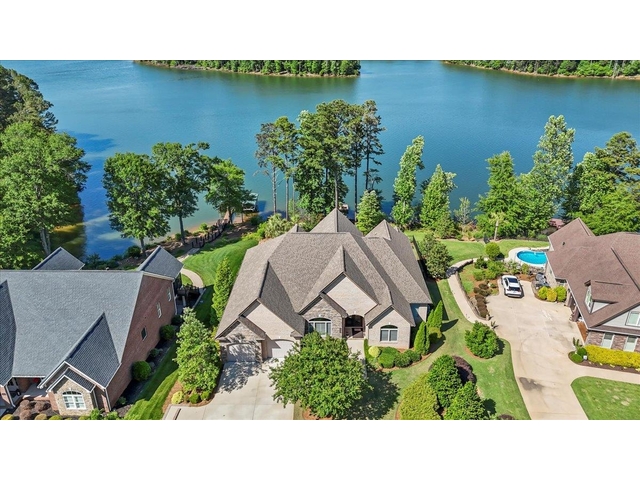 Photo of 135 Neal Pointe Drive Photo of 135 Neal Pointe Drive