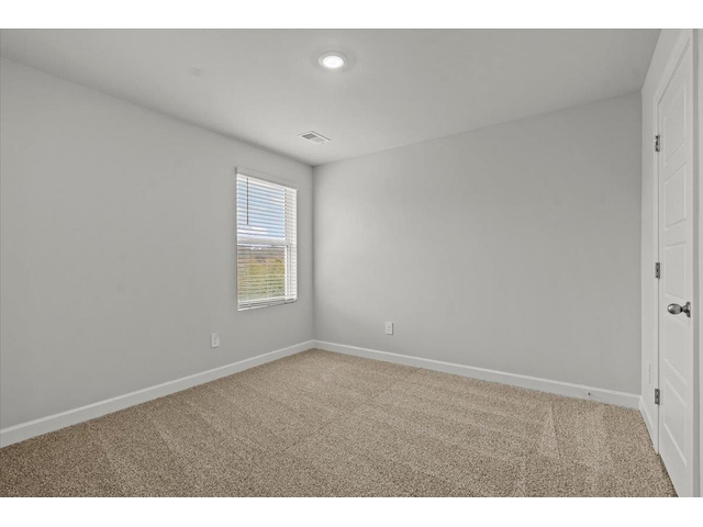 Photo of 552 Ward Wilson Trail