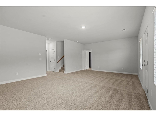 Photo of 552 Ward Wilson Trail