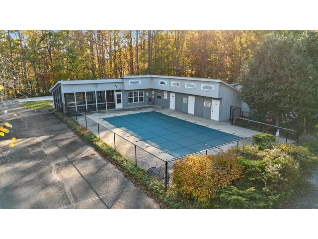 Photo of 260 Cherokee Drive Photo of 260 Cherokee Drive