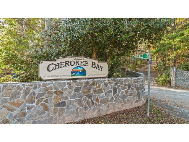 Photo of 260 Cherokee Drive Photo of 260 Cherokee Drive