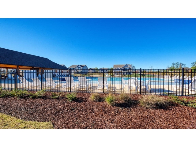 Photo of 1910 Crumhorn Avenue