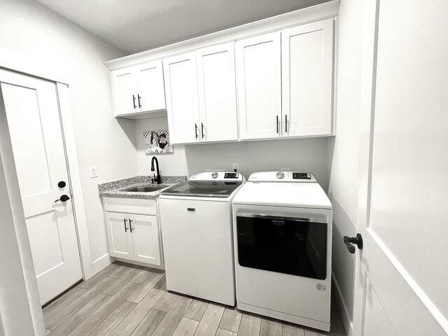 Photo of 409 Shadow Oak Court