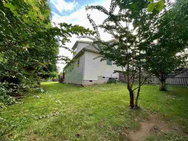 Photo of 409 Shadow Oak Court