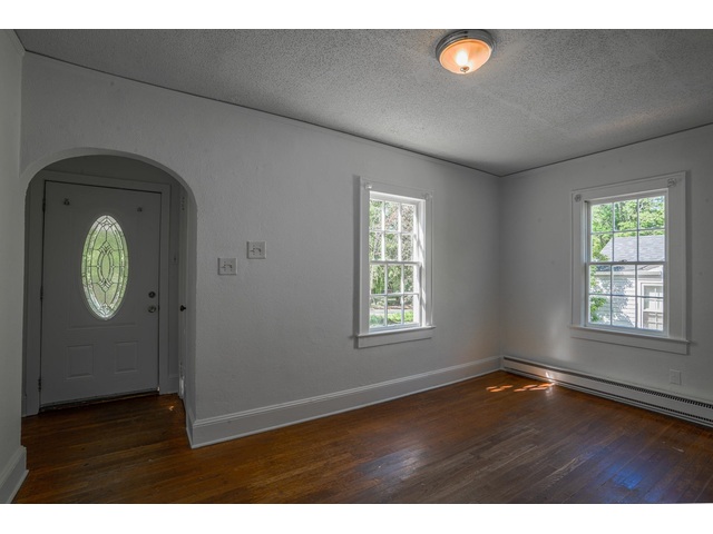 Photo of 132 Sullivan Avenue