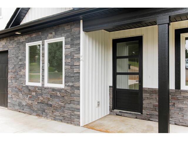 Photo of 532 S Fredrick Way