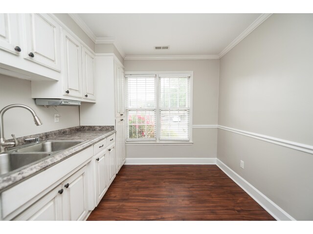 Photo of 45 Somersett Drive