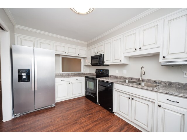 Photo of 45 Somersett Drive