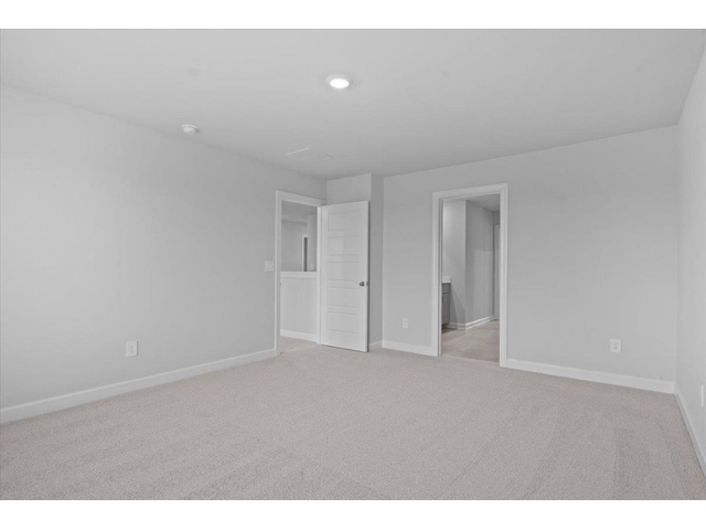 Photo of 595 Ward Wilson Trail