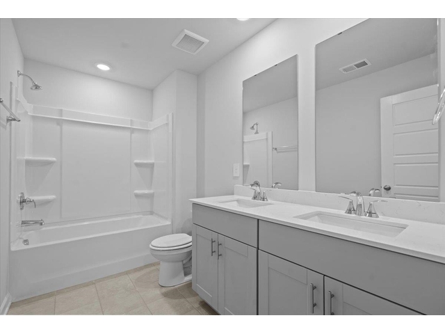 Photo of 595 Ward Wilson Trail