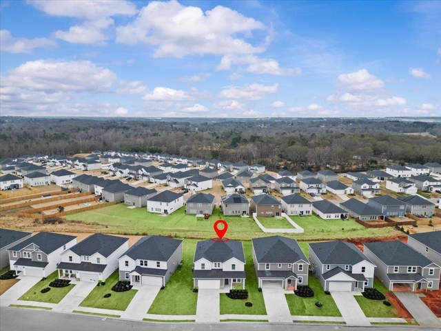 Photo of 595 Ward Wilson Trail