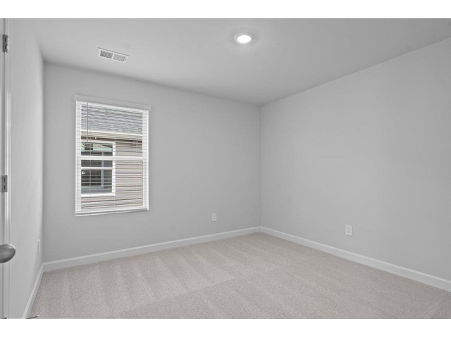 Photo of 595 Ward Wilson Trail