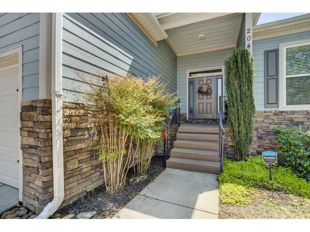 Photo of 204 Lord Byron Lane Photo of 204 Lord Byron Lane