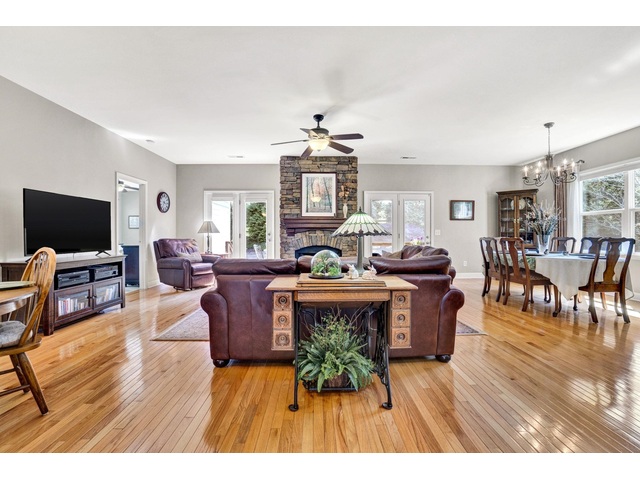 Photo of 204 Lord Byron Lane Photo of 204 Lord Byron Lane