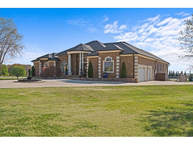 Photo of 232 Vista Pointe Drive Photo of 232 Vista Pointe Drive