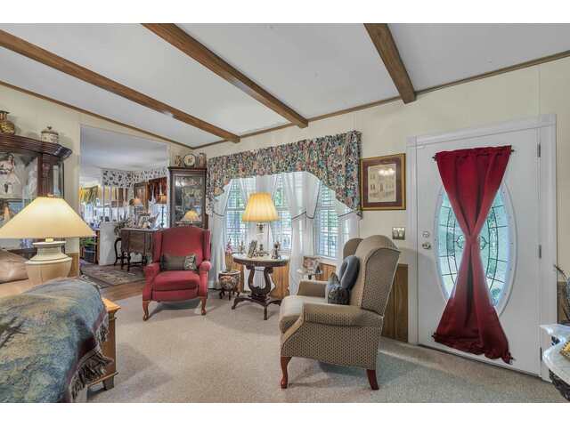 Photo of 701 Aspen Drive Photo of 701 Aspen Drive