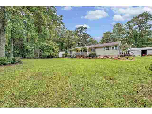 Photo of 701 Aspen Drive Photo of 701 Aspen Drive
