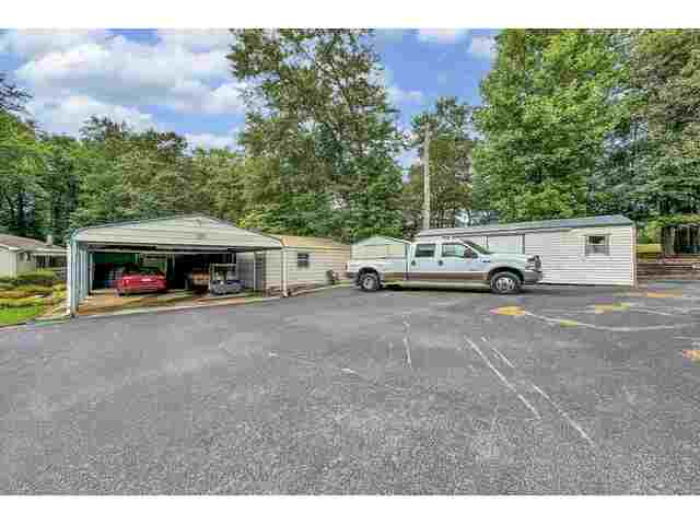 Photo of 701 Aspen Drive Photo of 701 Aspen Drive
