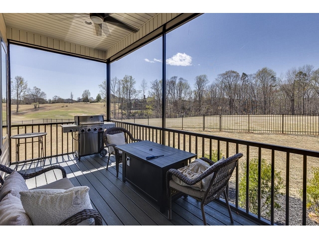 Photo of 474 N Tidewater Trail