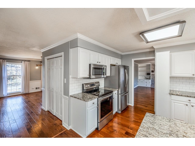 Photo of 263 Fairlane Drive