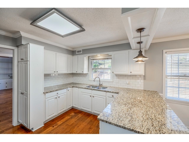 Photo of 263 Fairlane Drive