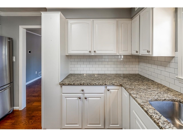 Photo of 263 Fairlane Drive