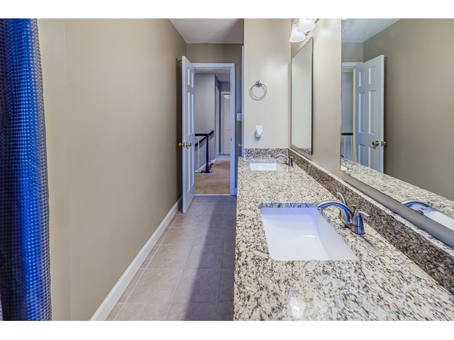 Photo of 263 Fairlane Drive