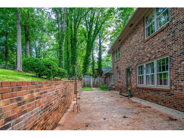 Photo of 263 Fairlane Drive