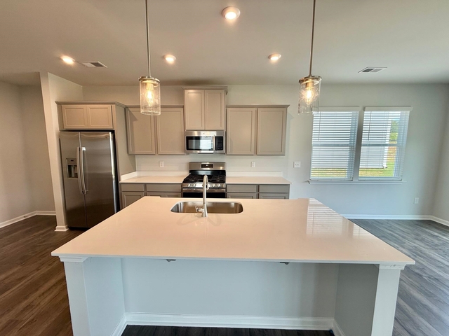 Photo of 1812 Berkshire Lane