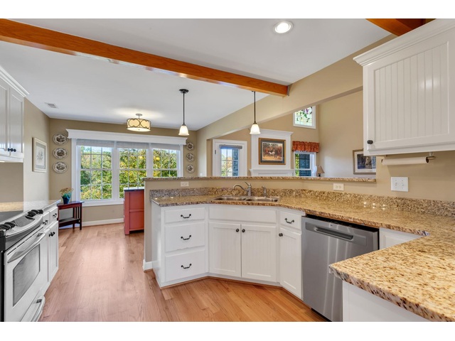 Photo of 719 Hickory Hollow