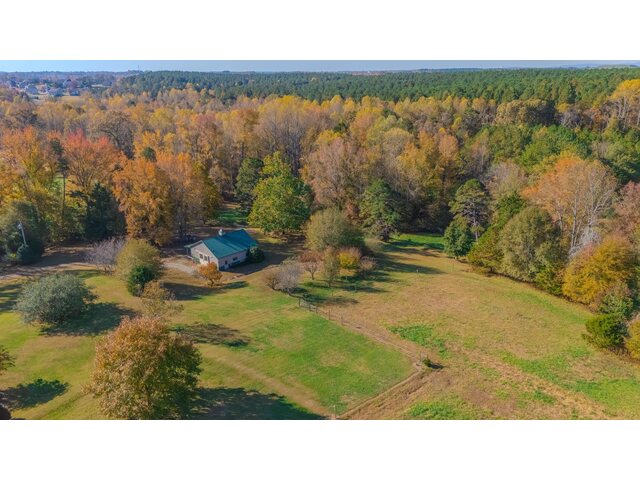 Photo of 719 Hickory Hollow