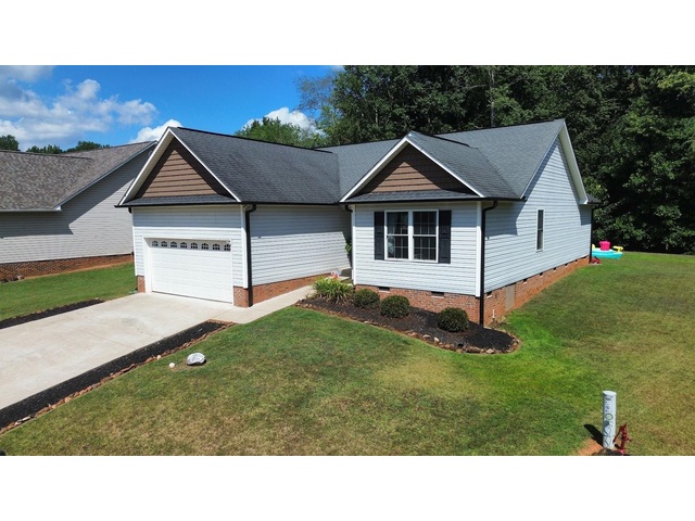 Photo of 149 Topaz Lane