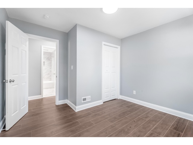 Photo of 350 DAKOTA Street