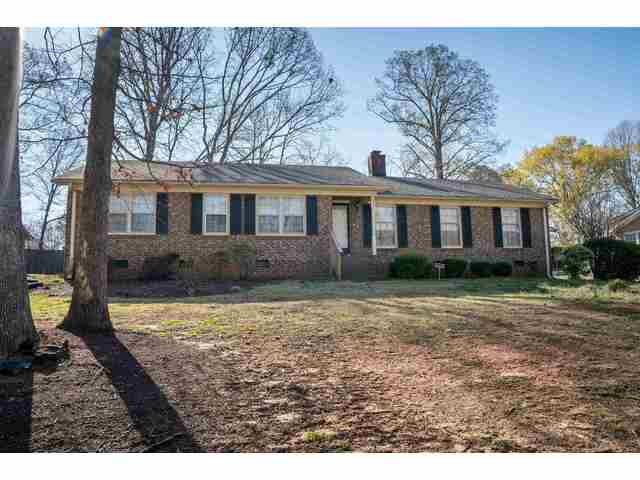 Photo of 322 Seven Oaks Lane Photo of 322 Seven Oaks Lane
