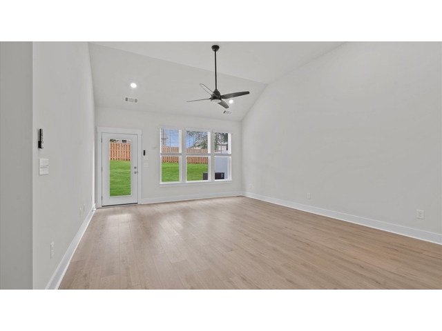 Photo of 239 Telluride Way