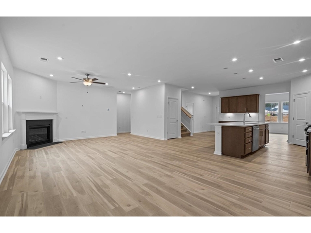 Photo of 1406 Willow Ridge Way