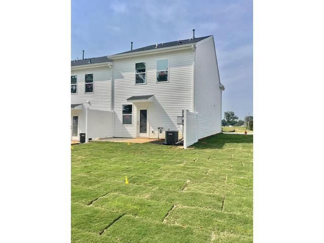 Photo of 2041 Hillman Way