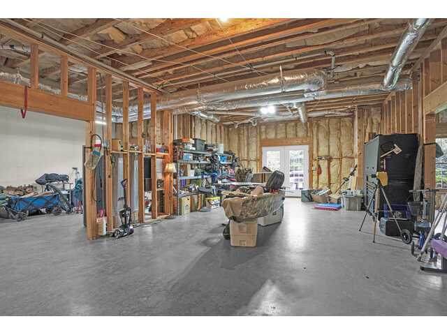 Photo of 1527 S Blackstock Road