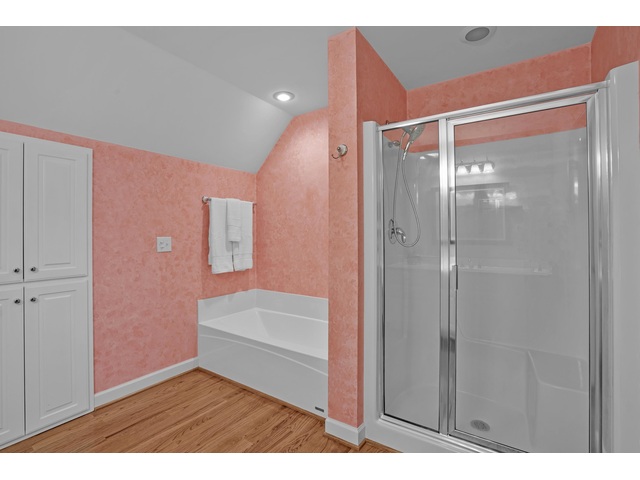 Photo of 1527 S Blackstock Road