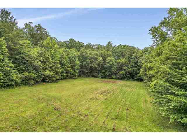 Photo of 1527 S Blackstock Road