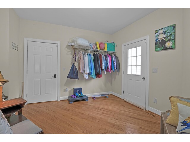 Photo of 1527 S Blackstock Road