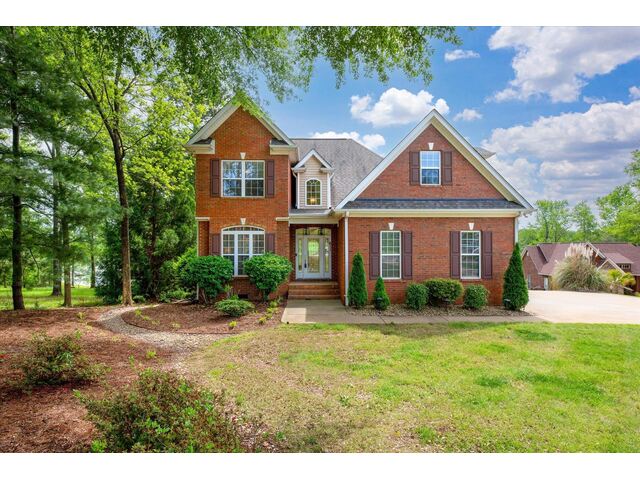 Photo of 611 Star Drive