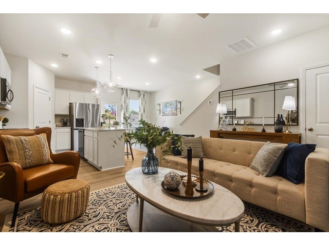 Photo of 2009 Hillman Way